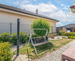 Moderný 3-izbový bungalov len 15 minút od Piešťan – Hôrka nad Váhom