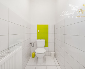 NA PREDAJ - Exkluzívne - Reštaurácia s terasou, barom a apartmánom.