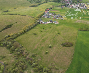 Pozemok v extraviláne obce Ižipovce – 9 534 m² | Investičná príležitosť s krásnymi výhľadmi