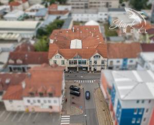 Polyfunkčný objekt s aktívnymi nájomcami v TOP lokalite - Grand Center