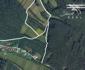 Únik do prírody len pár minút od Trenčína - pozemok 3 780 m²