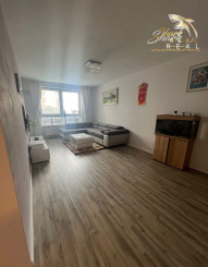 Na prenájom priestranný 3-izbový byt s garážovým státím – Nobelova 12D, Bratislava – Nové Mesto