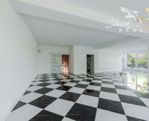 Moderný komerčný priestor v centre Stropkova vo výmere 150 m2