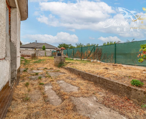 Rodinný dom s potenciálom 2 bytových jednotiek alebo podnikania s bývaním| Vinohrady nad Váhom