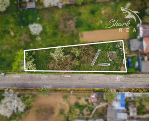 REZERVOVANÉ / Slnečný rovinatý pozemok o výmere 408 m² v meste VRBOVÉ