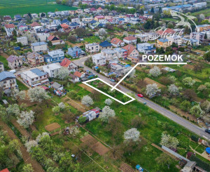 REZERVOVANÉ / Slnečný rovinatý pozemok o výmere 408 m² v meste VRBOVÉ
