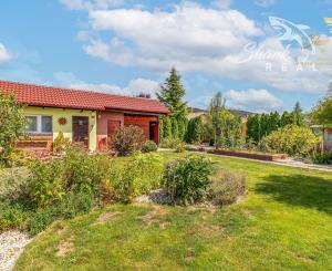 Moderný 3-izbový bungalov len 15 minút od Nového Mesta nad Váhom – Hôrka nad Váhom
