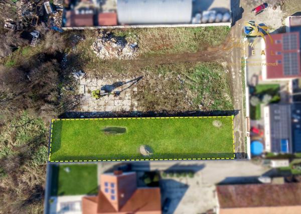 Pozemok Pezinok_Predaj_Benefit je  Krásna tehlová originálna pivnička na pozemku