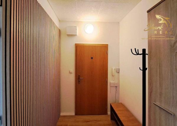 Prenájom 1-izbového bytu s balkónom v centre Dubnice nad Váhom