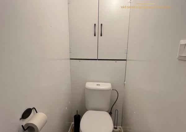 Prenájom 1-izbového bytu s balkónom v centre Dubnice nad Váhom