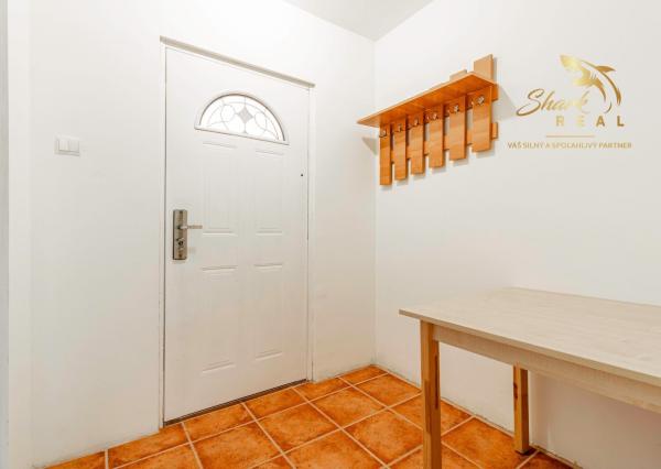 PRIESTRANNÝ 2-izbový byt na prenájom