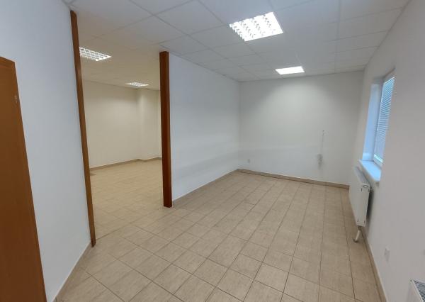 Administratívno-apartmánová budova