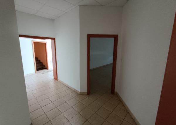 Administratívno-apartmánová budova