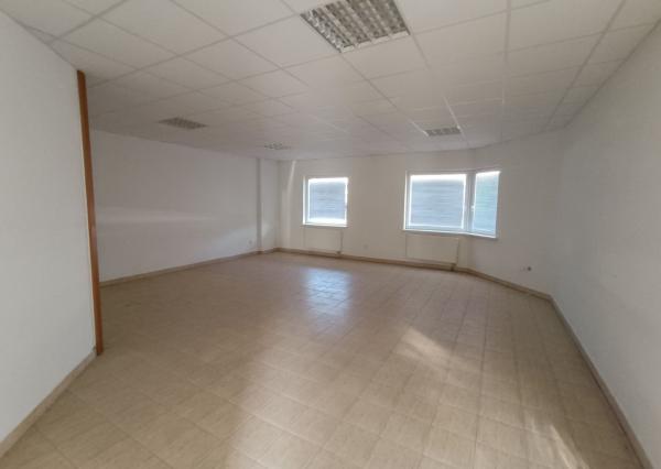 Administratívno-apartmánová budova