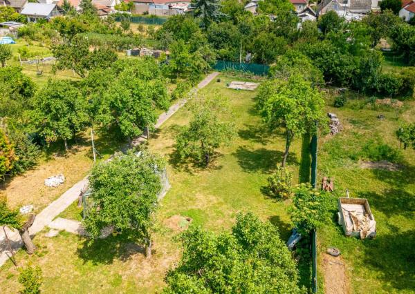 Stavebný pozemok v obci Horná Streda – ideálne miesto pre váš nový domov!