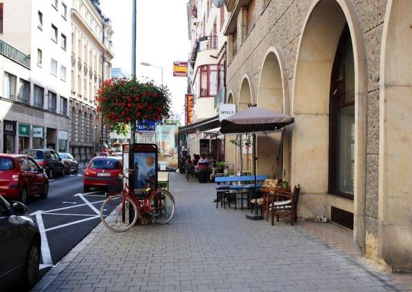 Kompletne zariadený 3 - izbový byt v srdci Bratislavy