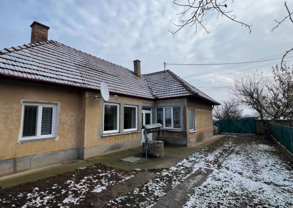 Predaj RD s krásnym pozemkom obec Semerovo / Nové Zámky.