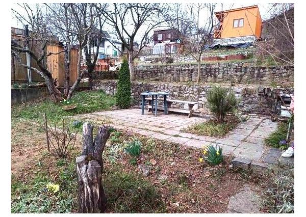 ZNÍŽENÉ !!! CHATKA SO ZÁHRADOU - PARTIZÁNSKE - NÁVOJOVCE