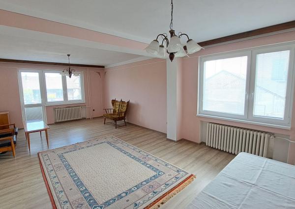 TOP PONUKA! Priestranný 7 izbový dom na predaj. IHNEĎ OBÝVATEĽNÝ