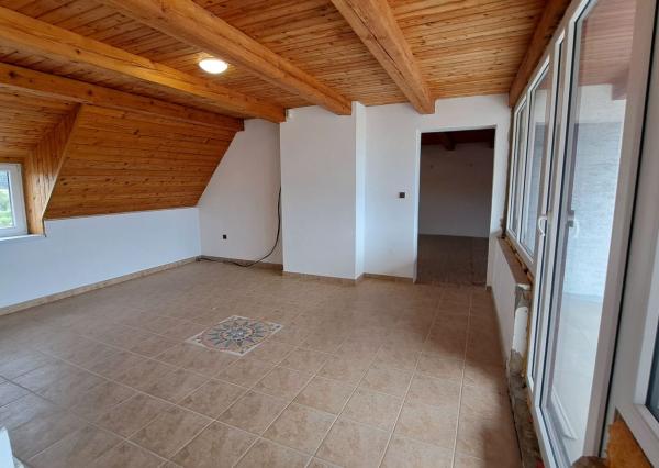 TOP PONUKA! Priestranný 7 izbový dom na predaj. IHNEĎ OBÝVATEĽNÝ