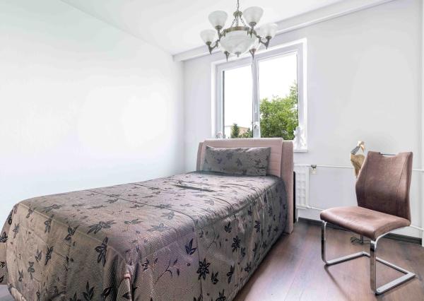 SLNEČNÝ 3-izbový byt na predaj v PIEŠŤANOCH