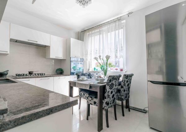 SLNEČNÝ 3-izbový byt na predaj v PIEŠŤANOCH