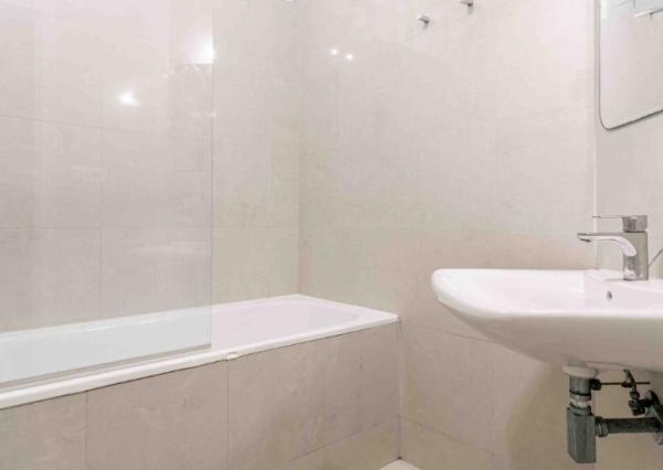 SLNEČNÝ 3-izbový byt na predaj v PIEŠŤANOCH