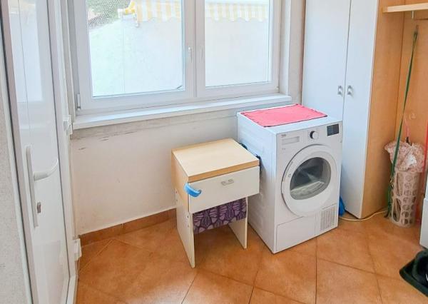 Malebná romantická chalupa pod lesom