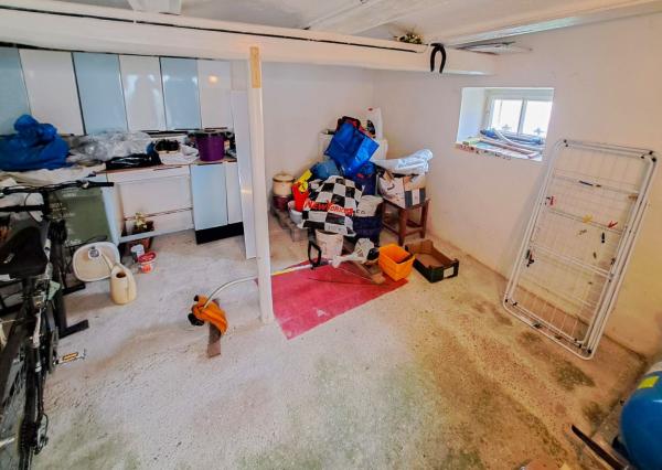 Malebná romantická chalupa pod lesom