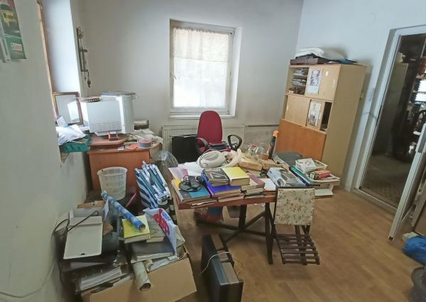 Viacúčelový objekt vhodný na podnikanie v obci Vyhne