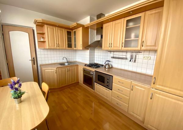 Predaj: Jedinečný 4-izbový byt 105 m², 2 balkóny, 2 kúpeľne, 3 pivnice – Považská Bystrica