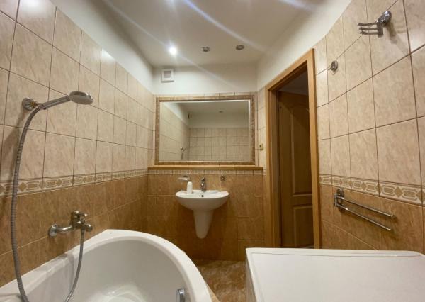 Predaj: Jedinečný 4-izbový byt 105 m², 2 balkóny, 2 kúpeľne, 3 pivnice – Považská Bystrica