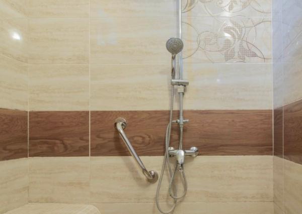 Čiastočne zrekonštruovaný dom vo výbornej lokalite s garážou