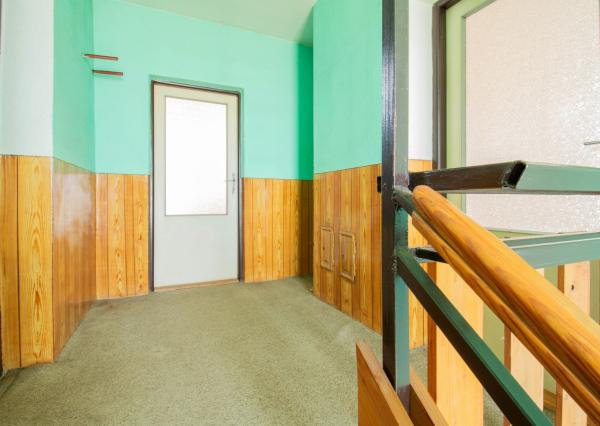 REZERVOVANÉ - Rodinný dom s rozľahlým slnečným pozemkom