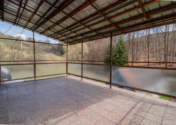 REZERVOVANÉ - Rodinný dom s rozľahlým slnečným pozemkom