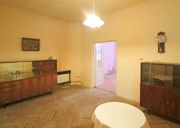 Nová cena! Rodinný dom v centre Žarnovice – ideálny aj na podnikateľské účely