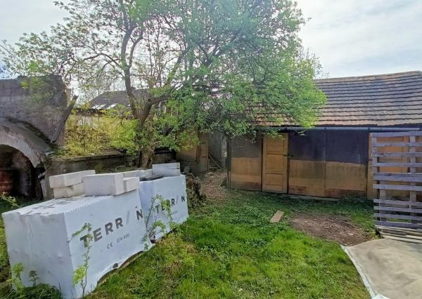 Nová cena! Rodinný dom v centre Žarnovice – ideálny aj na podnikateľské účely