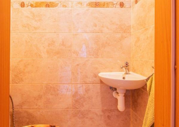 ZNÍŽENÉ !!! 3 IZBOVÝ BYT -V CENTRE- S VÝHĽADOM NA NÁMESTIE