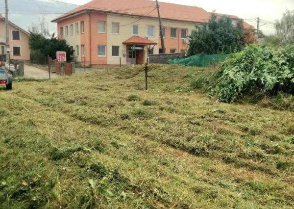 Na predaj slnečný pozemok KUZMICE 1600 m2