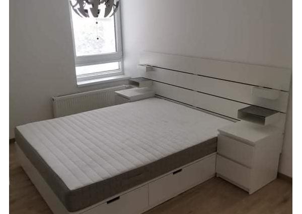 Kompletne zariadený 2 izbový byt s balkónom