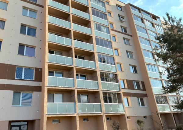 Ponúkame na predaj 2 izbový byt Čierna nad Tisou