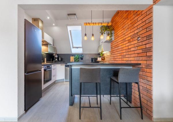 ZABEHNUTÝ RODINNÝ PENZIÓN vo vyhľadávanej lokalite Malých Karpát, VAŠA VÝHODNÁ INVESTÍCIA DO BUDÚCNOSTI