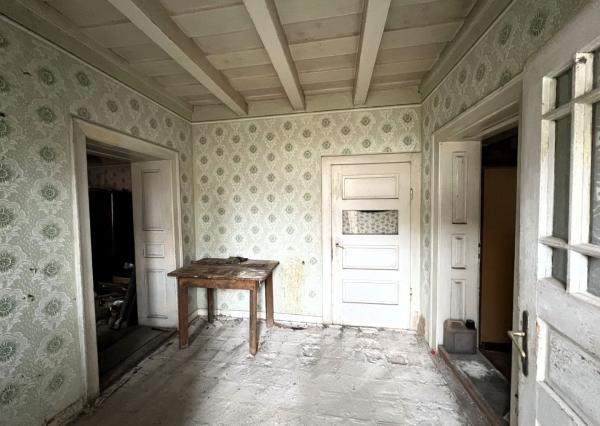 PREDANÉ - Pozemok so starým domom Veľká Maňa / Nové Zámky.