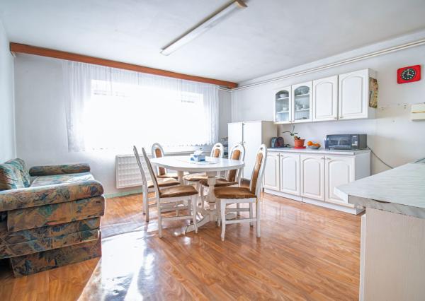 5-izbový rodinný dom v obci Bojná