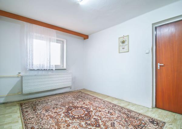 5-izbový rodinný dom v obci Bojná