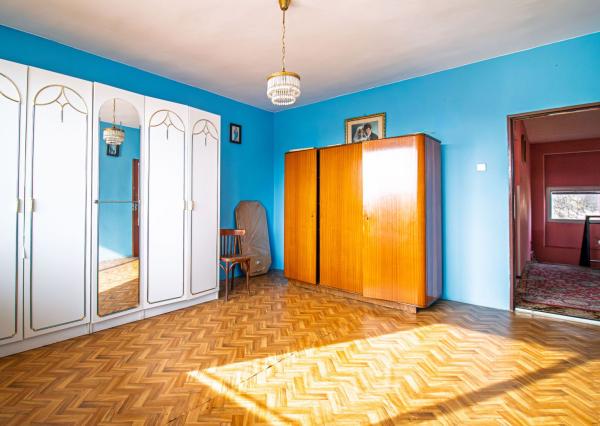 5-izbový rodinný dom v obci Bojná