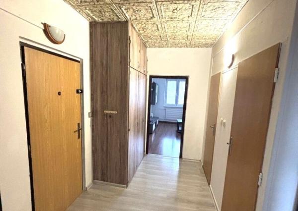 PEKNÝ 3 IZBOVÝ BYT - S KRÁSNYM VÝHĽADOM