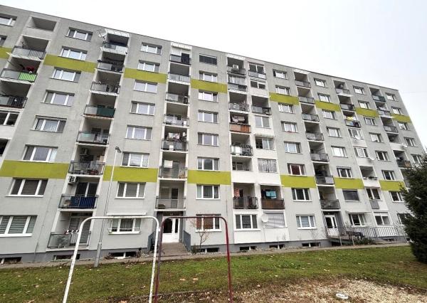 PEKNÝ 3 IZBOVÝ BYT - S KRÁSNYM VÝHĽADOM