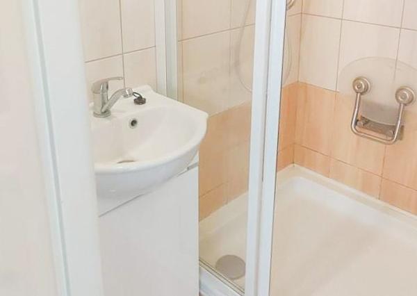 Dvojizbový byt s balkónom v meste Partizánske