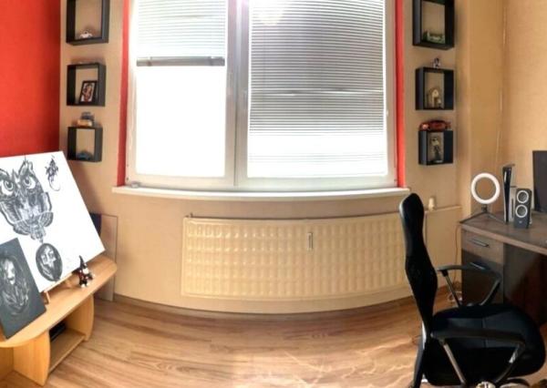 PEKNÝ 2,5 IZBOVÝ BYT -  VÝBORNÁ LOKALITA